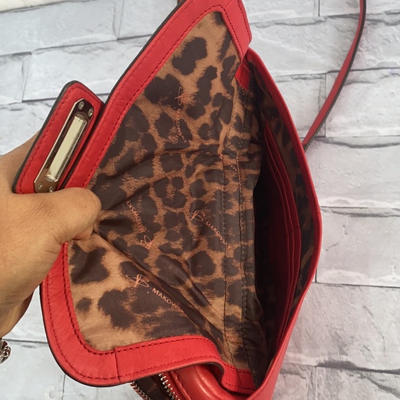 B. Makowsky red silver chain strap crossbody purse - Picture 6 of 11